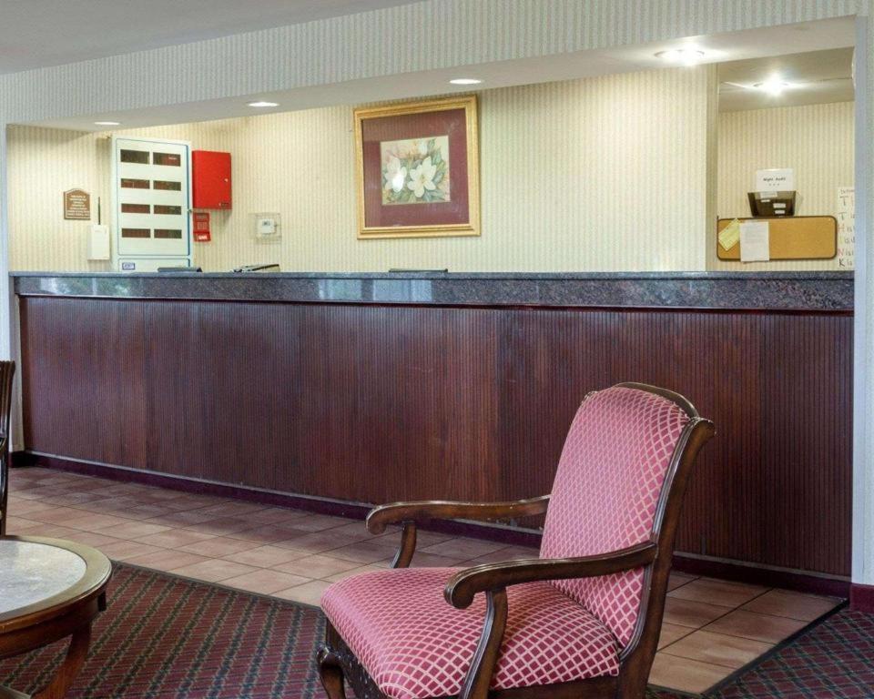 Rodeway Inn Greenville Buitenkant foto